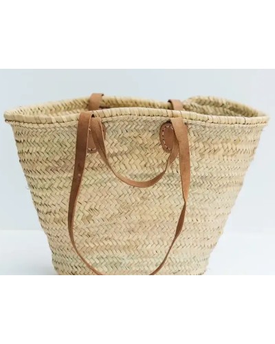 Panier en osier avec lanières en cuir